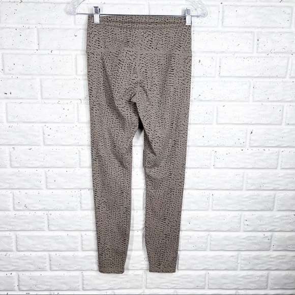 VARLEY Patterned Leggings 27” ankle Women’s Small - Picture 5 of 7